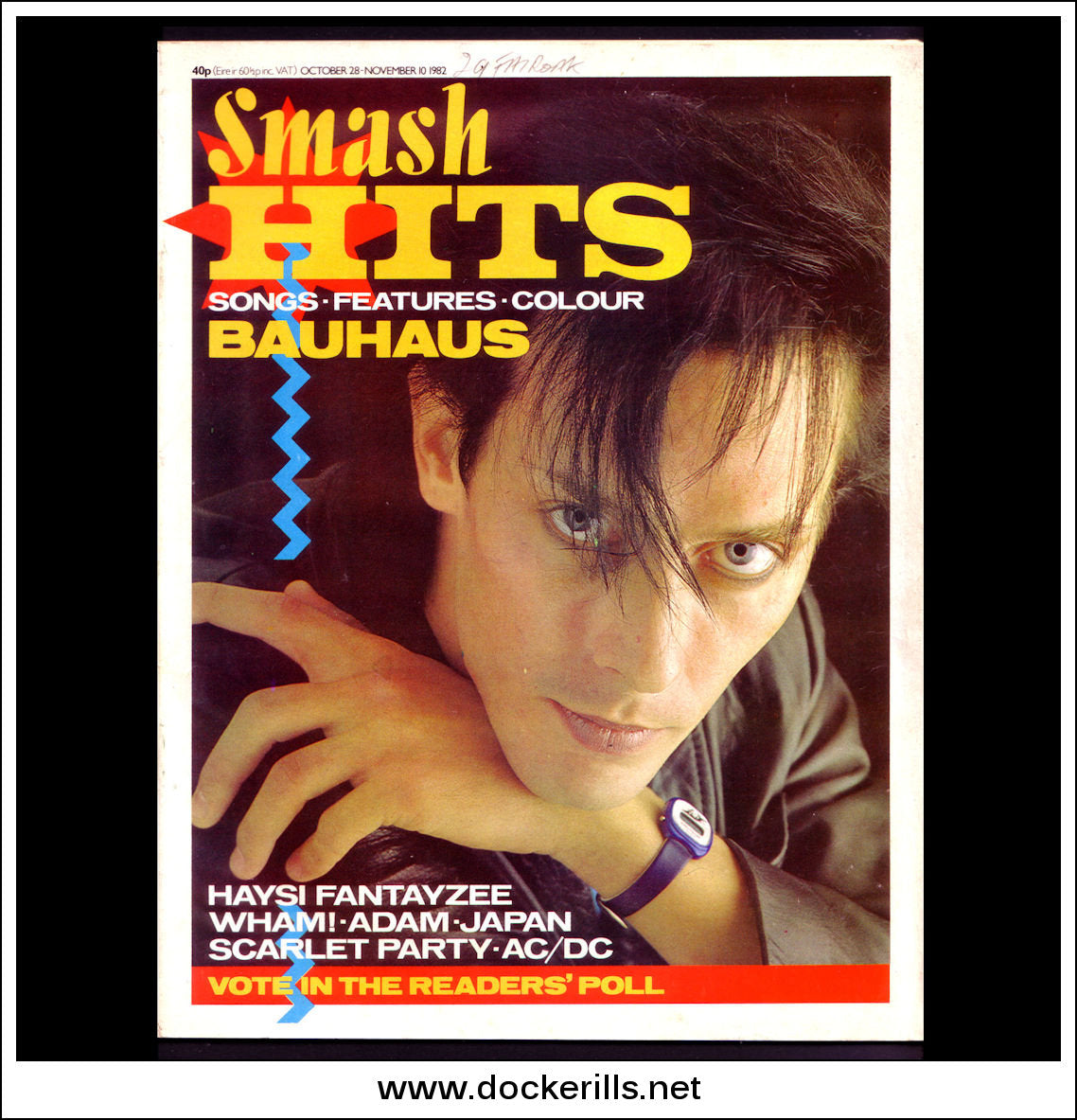 Smash Hits Magazine, October 28 - November 10, 1982. Vol. 4, No. 22.
