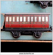 Meccano, Hornby Trains 'O' Gauge LMS Passenger Train Set, Carriage 2.