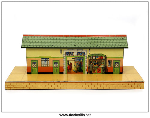 Hornby Trains 'O' Gauge No. 3 Station, A260, Meccano. Front.