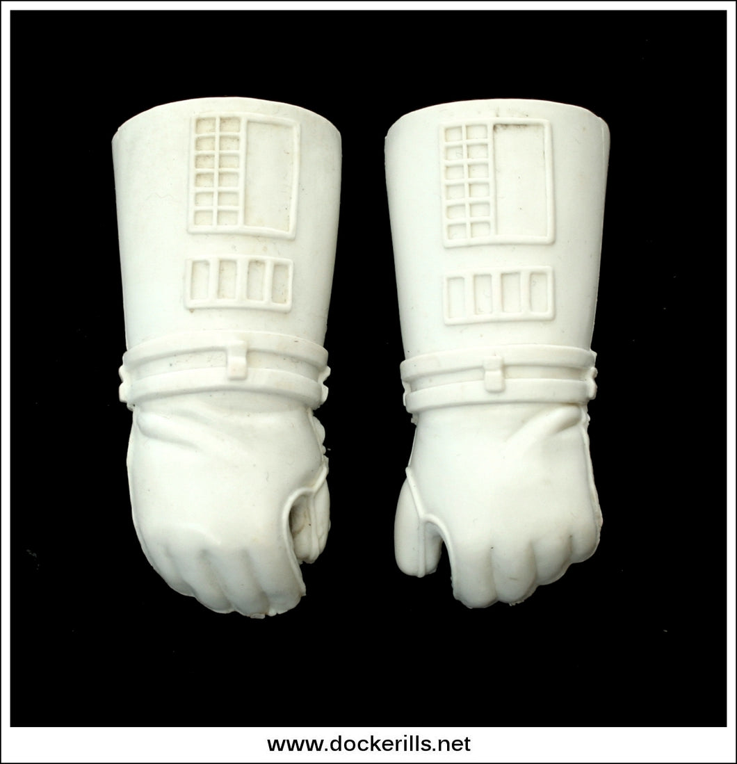 Kenner Six Million Dollar Man 13 Inch Figure - Mission To Mars White Gloves - SPARE PARTS.