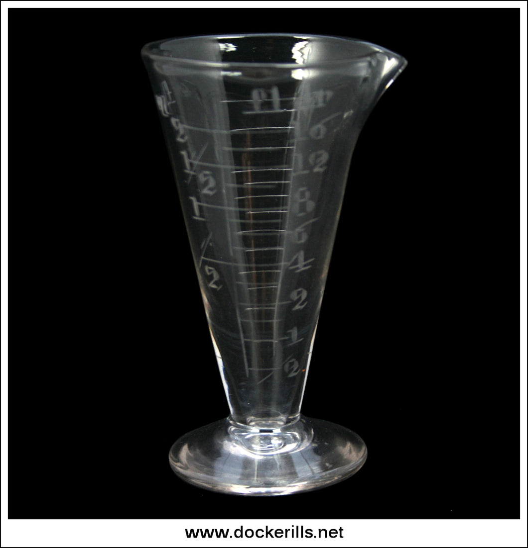 Victorian / Antique Hand Blown & Engraved Graduated Glass Apothecary Measure. - 4.50 Inches High