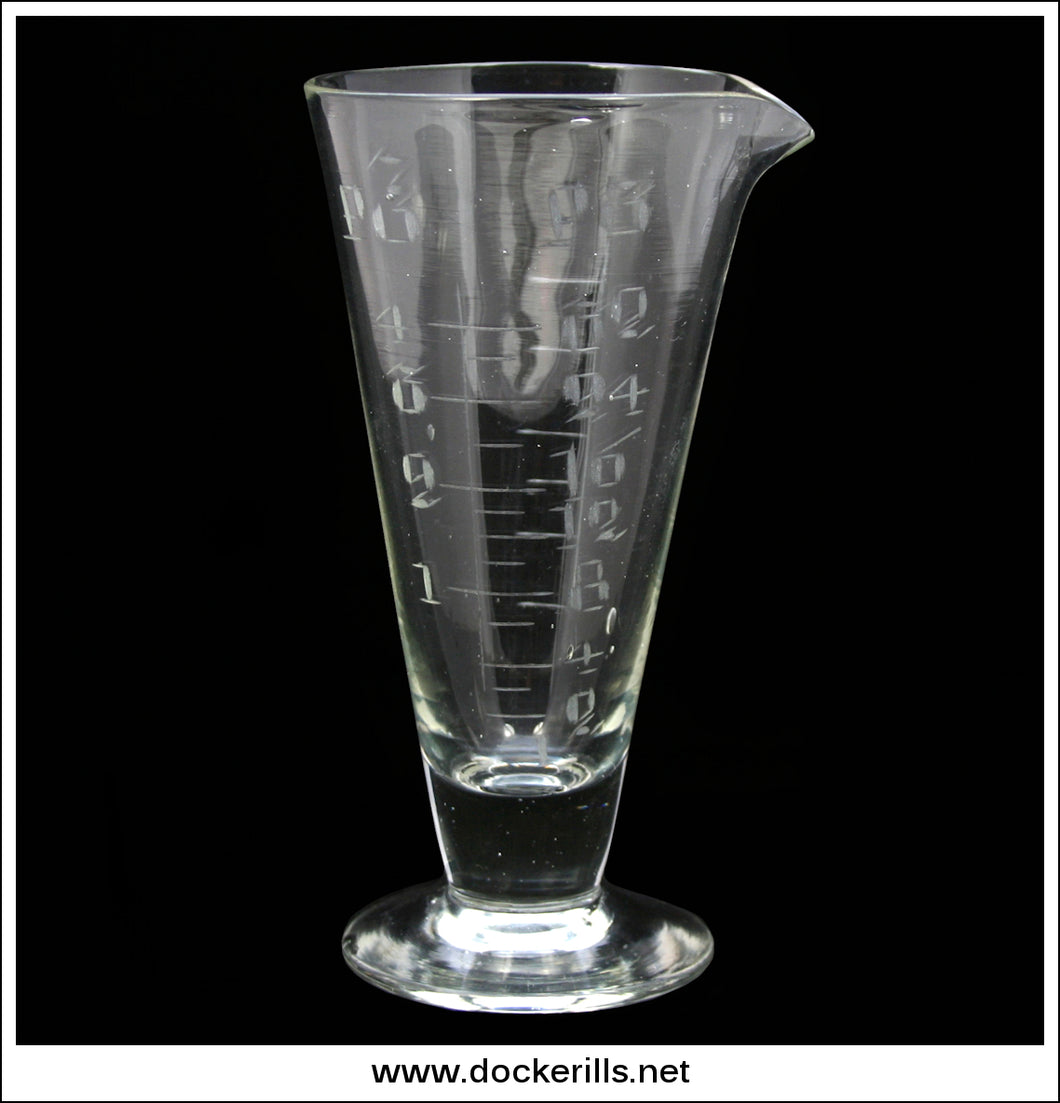 Victorian / Antique Hand Blown & Engraved Graduated Glass Apothecary Measure. - 5 3/4 Inches High.