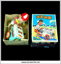 Ice Cream Vendor MS 405. Vintage Tin Plate Clockwork Toy, China 2.