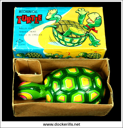 Turtle, Novelty Tin Plate Toy. Clockwork / Wind-Up Novelty Toy, DAIYA, Japan.