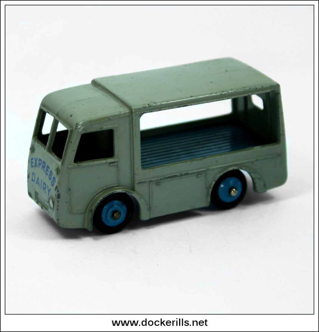 Dinky Toys N.C.B. Electric Dairy Van 30v. Meccano.