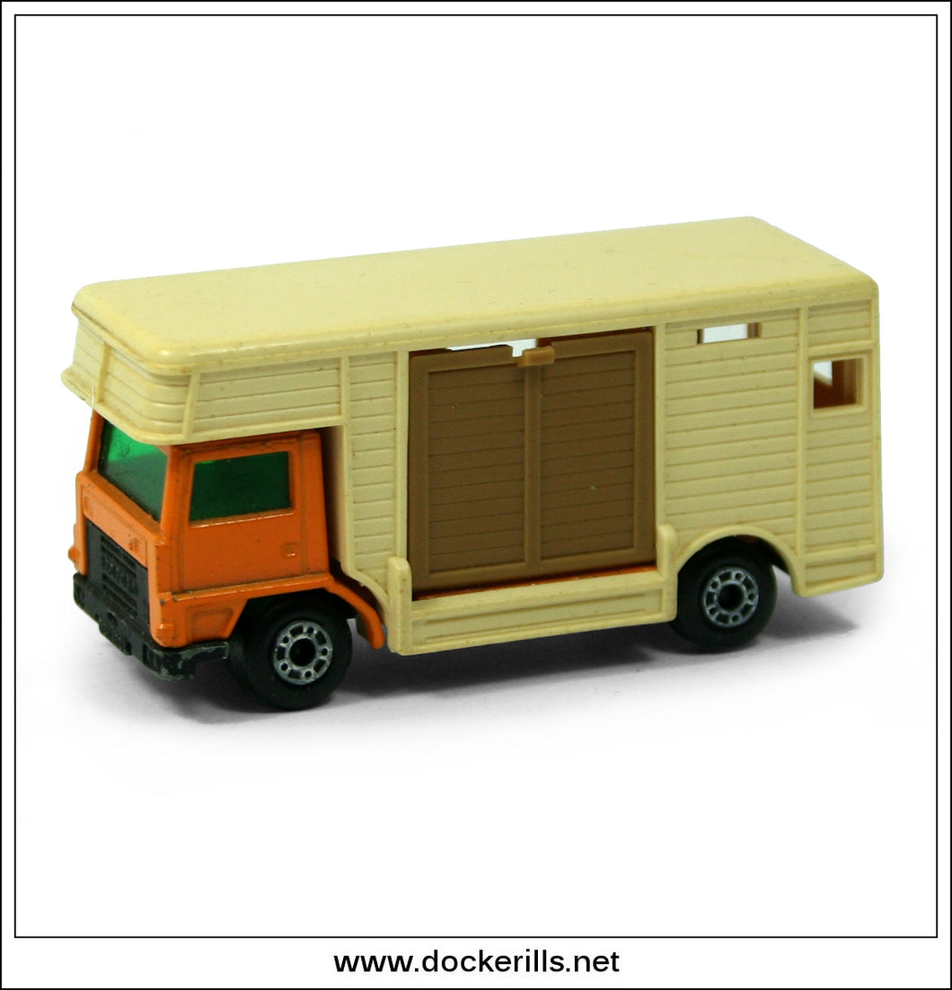 Matchbox 1-75 Series No. 40c - Horse Box, 1977. FOR RESTORATION.