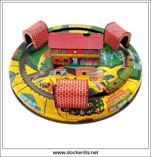 Holiday Express. Vintage Tin Plate Clockwork Novelty Toy, Playmate / W.S.I., Great Britain 1.