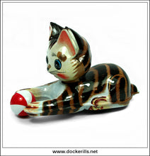 Puzzle Cat. Vintage Tin Plate Clockwork Novelty Toy, Nakayama / Ishizuka, Japan 2.