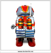 Jumping Robot No. 2097, Yoneya (YONE), Japan. Vintage Tin Plate Clockwork Robot. 3.