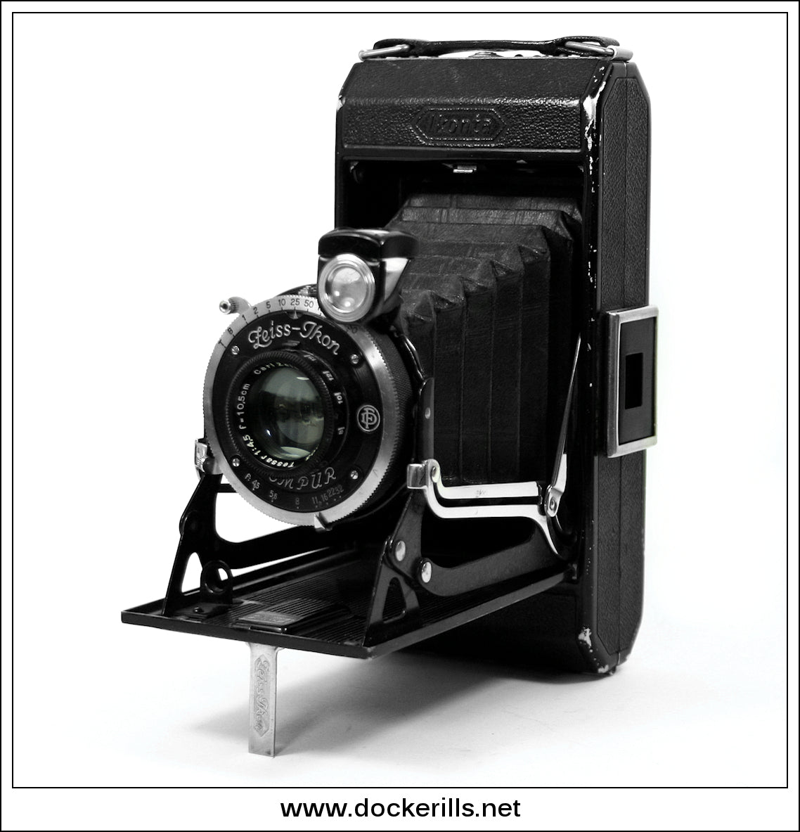 Zeiss Ikon Ikonta Folding Film Camera / Compur Shutter / Tessar 1:4.5 Lens.